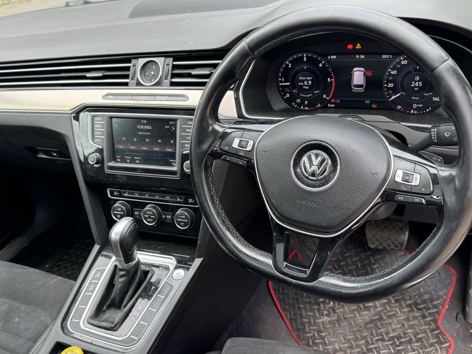 Волан с бег VW Passat 8 / волан за пасат б8