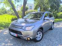 Vând Mitsubishi Outlander 2014