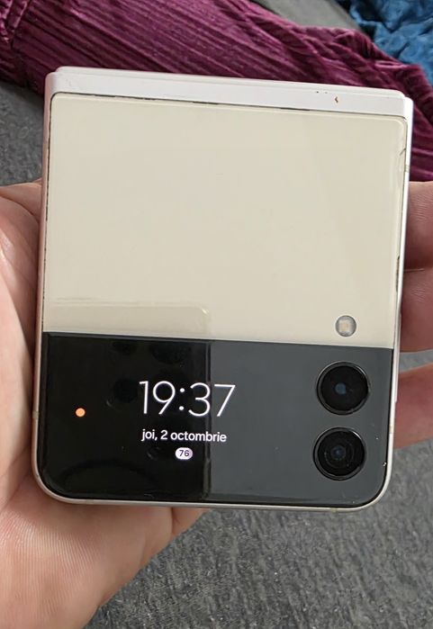 Samsung galaxy z flip3 stare buna 256 gb