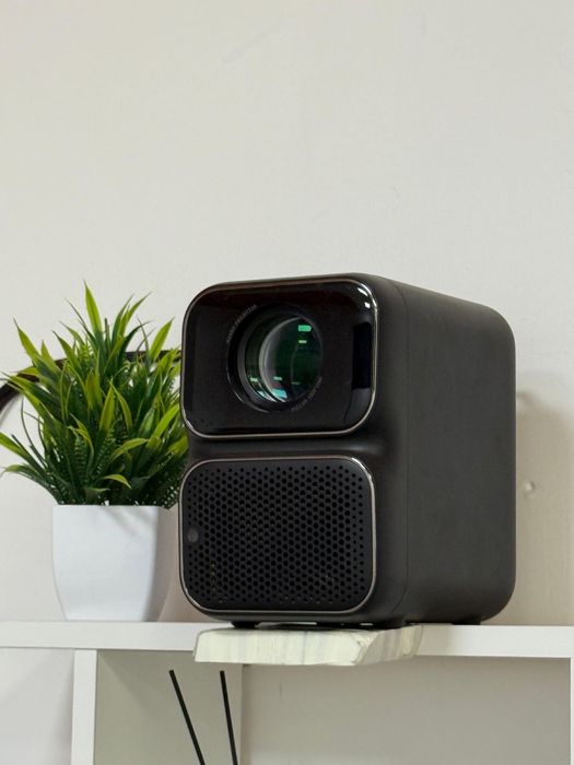 Проектор с экраном готовое решение