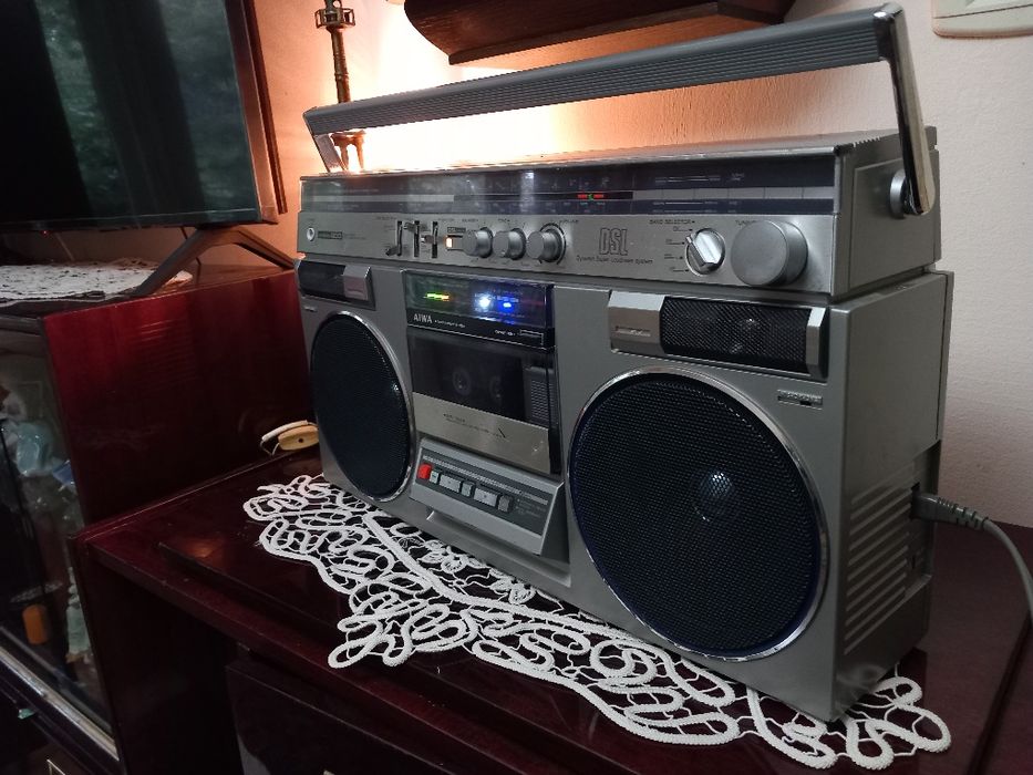 Radio casetofon Aiwa CS-600