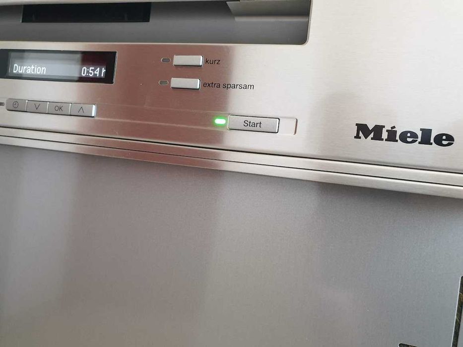 Inox Miele Auto Open QuickPower Wash Съдомиялна - Частично Вграждане