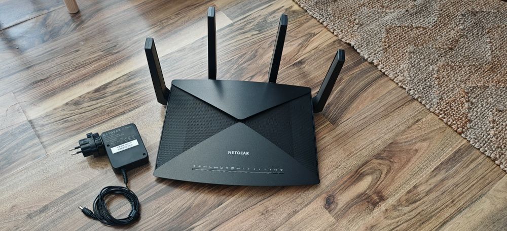 Router Netgear Nighthawk R9000 X10 AD7200 Triband Gigabit 7200 Mbps
