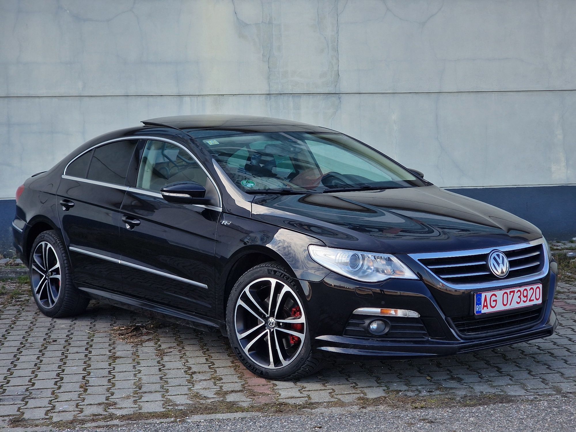 VW PASSAT CC R-LINE 2012 - 170 CP / Distronic / Piele / Camera

An