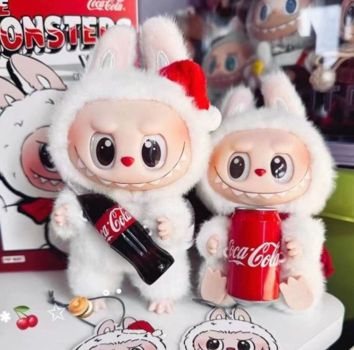 Плюшена играчка Labubu, колекционерски ключодържател Mystery box