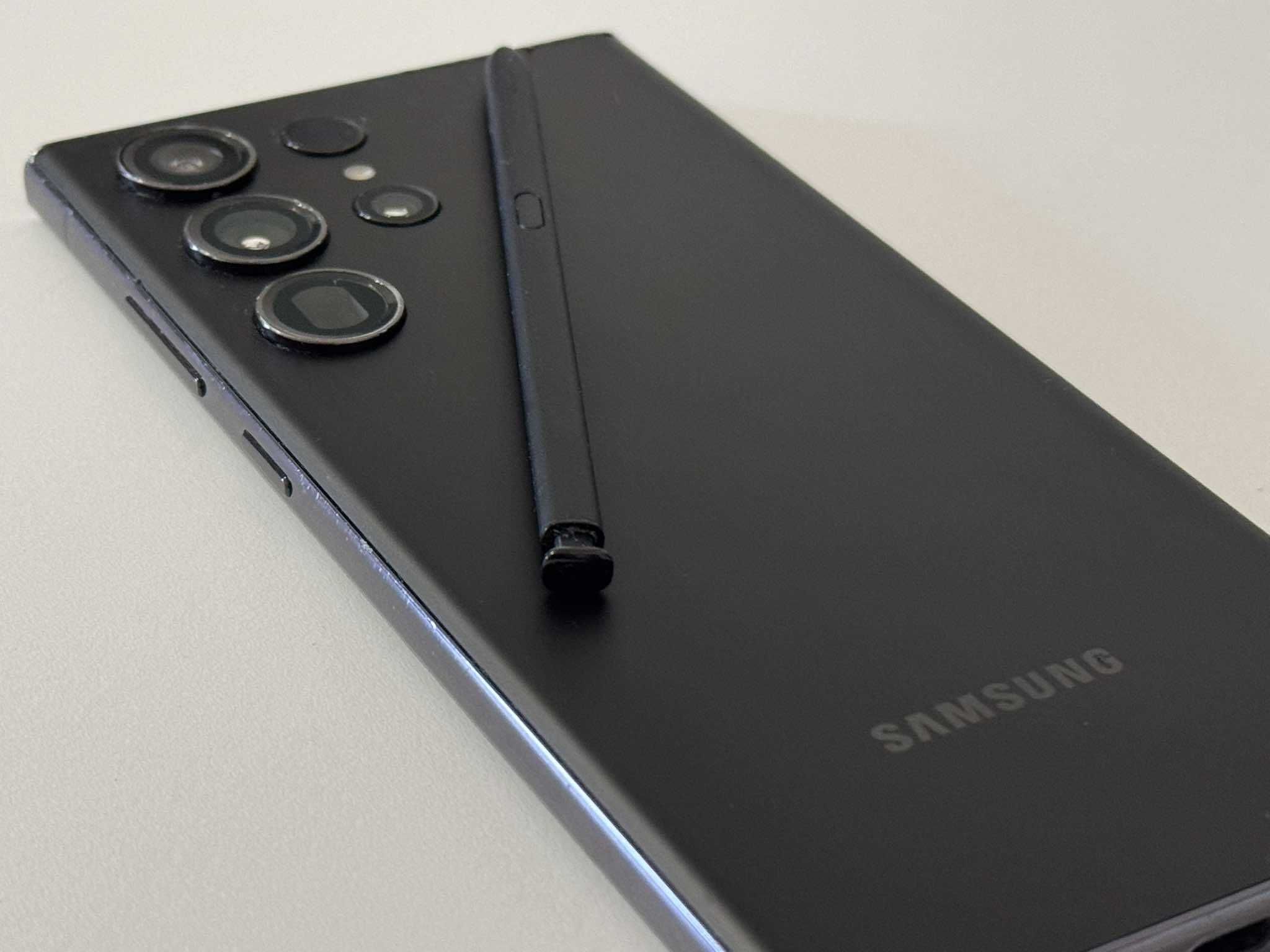 Бартер! Samsung Galaxy S23 Ultra Phantom Black (Черен)