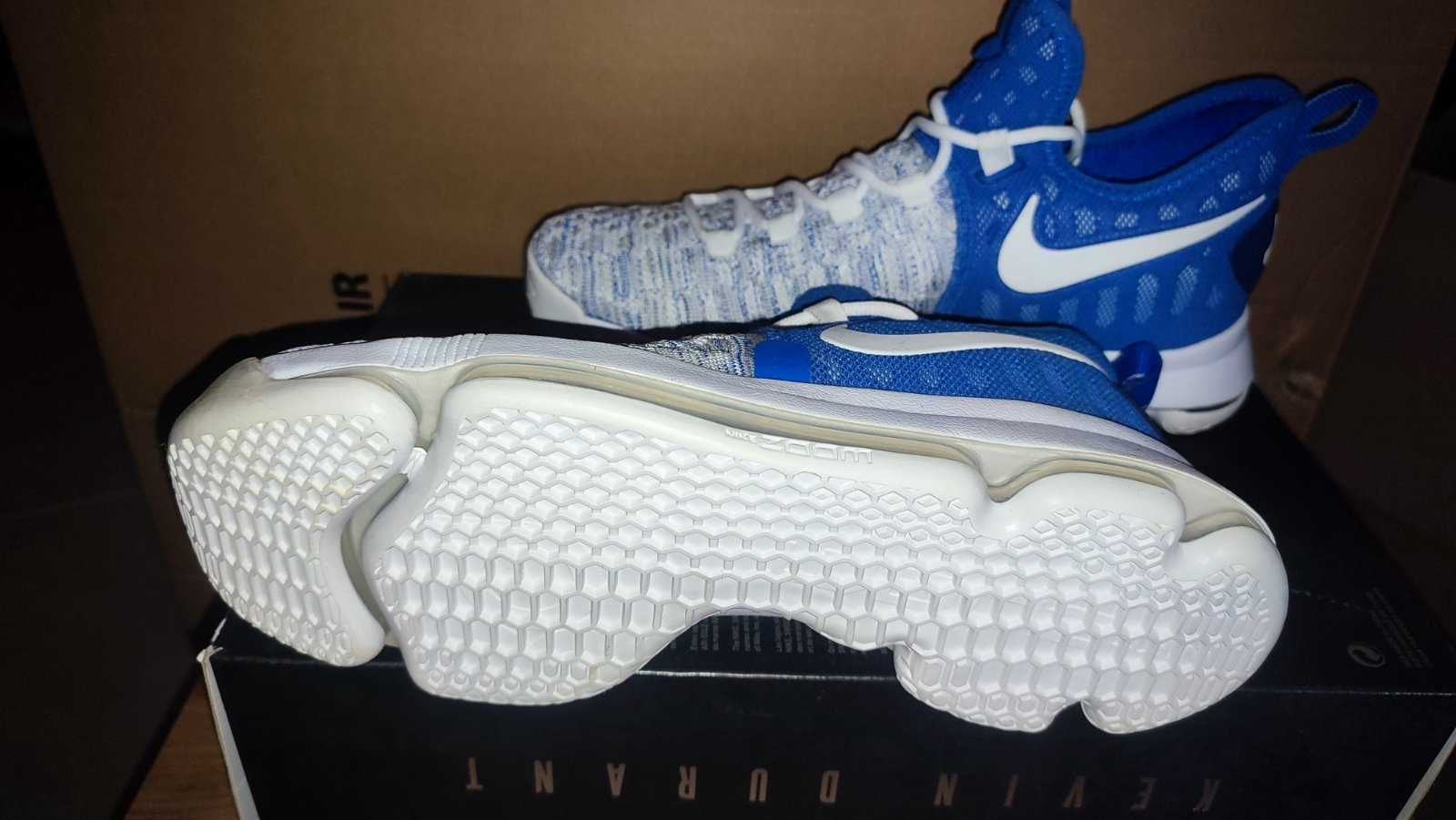 Оригинални маратонки с лек дефект * NIKE ZOOM KEVIN DURANT 9 * EU42.5