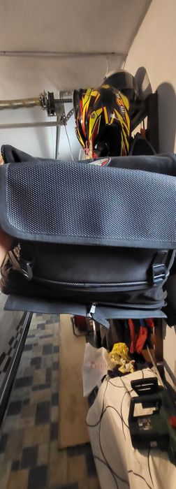 Geantă magnetica pt rezervor tip ghiozdan marca SHAD