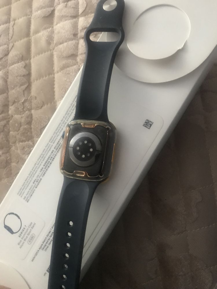 Продам или обмен на ps4  apple watch 7 41mm blue
