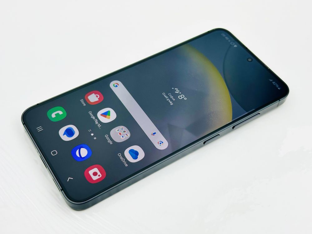 Samsung Galaxy S24 5G 256GB 8RAM Onyx Black Перфектен! Гаранция!
