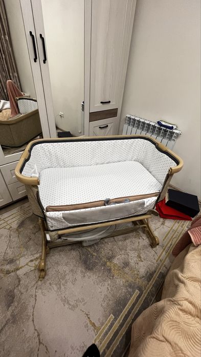 Манежка-кровать для ребенка