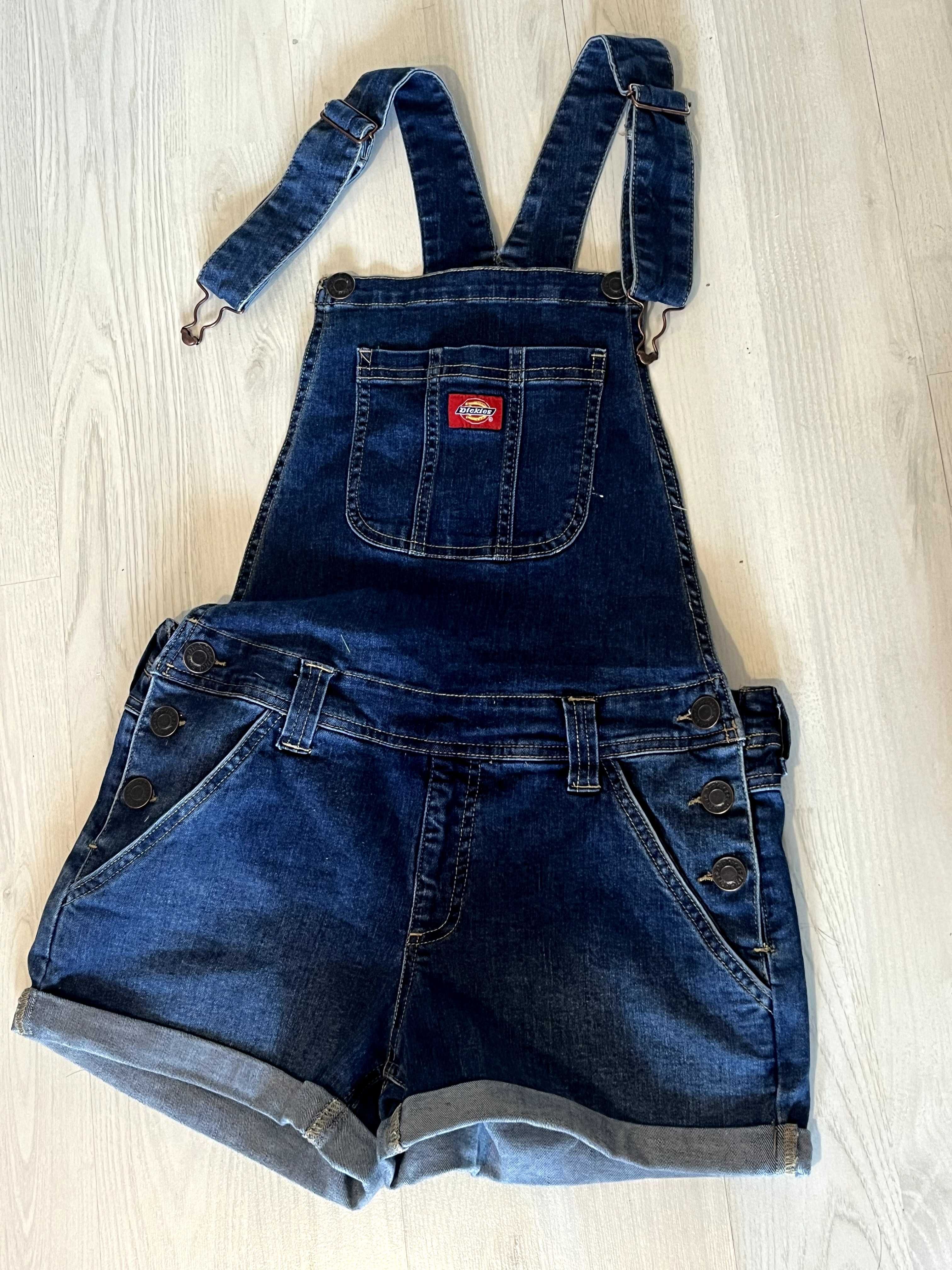 Дрехи оригинални Dickies и Tommy Hilfiger