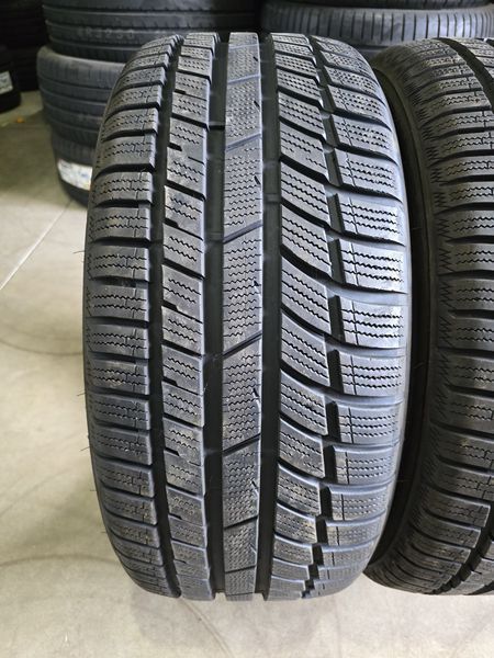245/40/19 TOYO 2бр