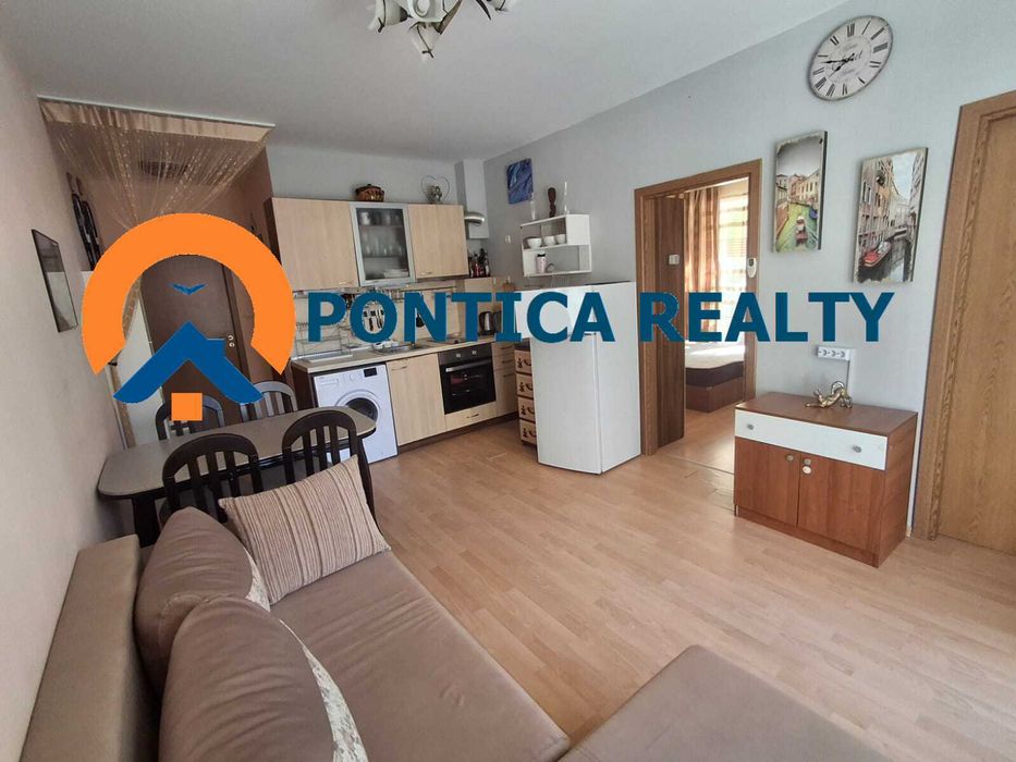 Тристаен в голям целогодишен комплекс близо до Слънчев Бряг