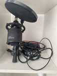 Kit - At4040, Focusrite 2i2, pop filter, shock mount