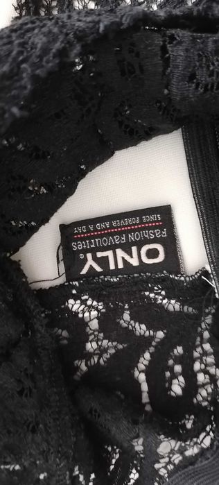 Официална дреха на марката Only,размер S за 15лв