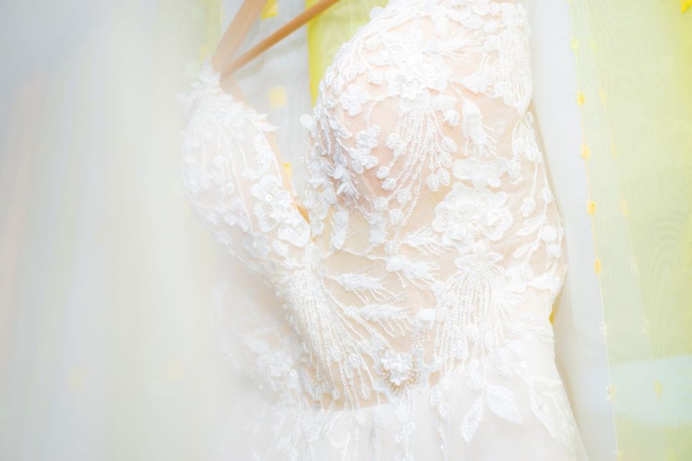 Vând rochie mireasă, în stare buna, mărimea s,