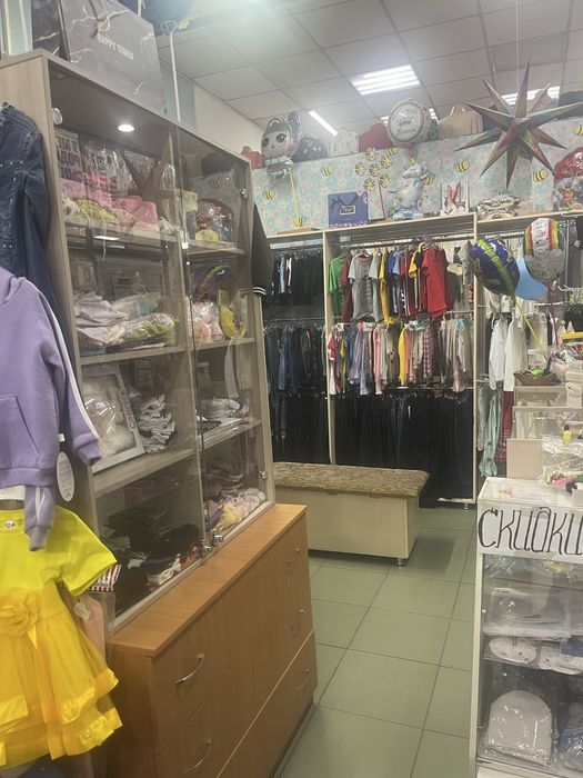 Продам бутик с оборудованием