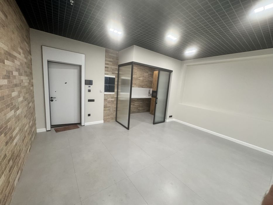 Nestone ofis sotiladi