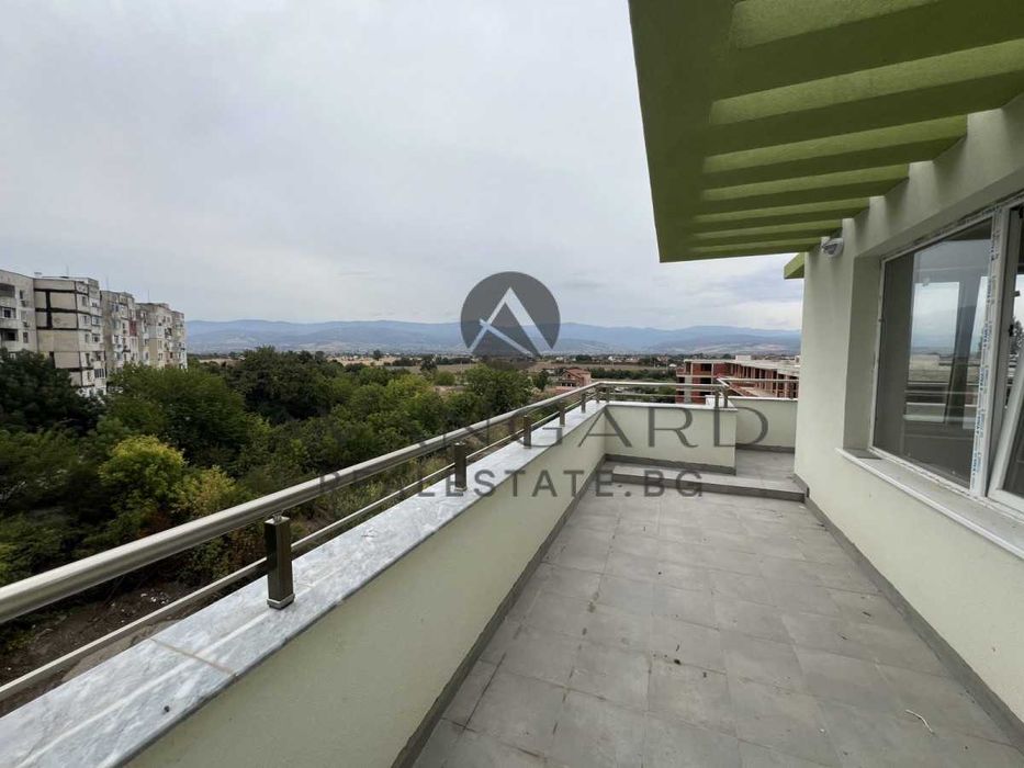 Продава се Тристаен апартамент в Пловдив, Христо Смирненски - 120 кв.м за 1084 €/кв.м - Снимка #13