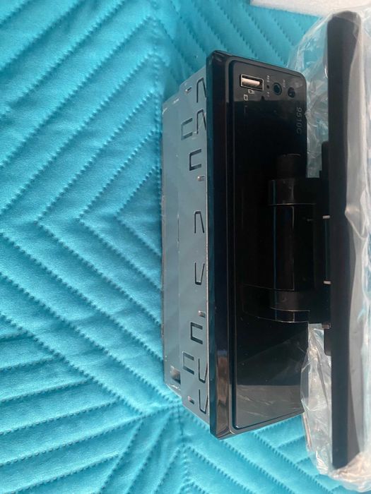 ЧИСТО НОВО Радио с НАВИГАЦИЯ 9,5 инча mp5 player