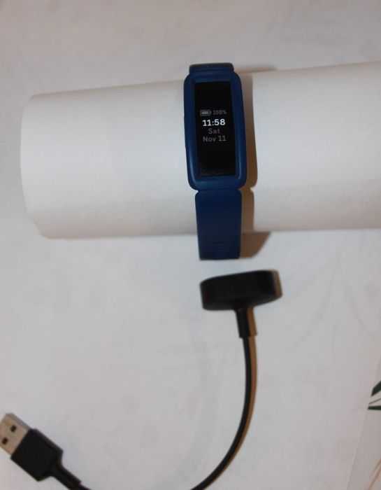 Bratara fitness Fitbit Ace 2, Night Sky