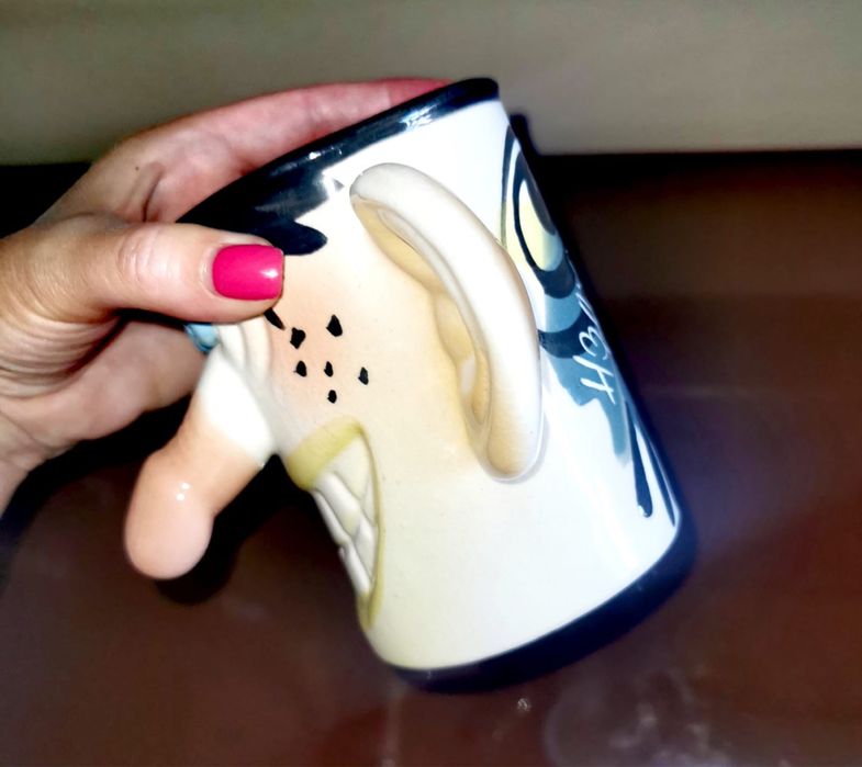 Керамична чаша за кафе чай с игрив мотив супер закачлив подарък !