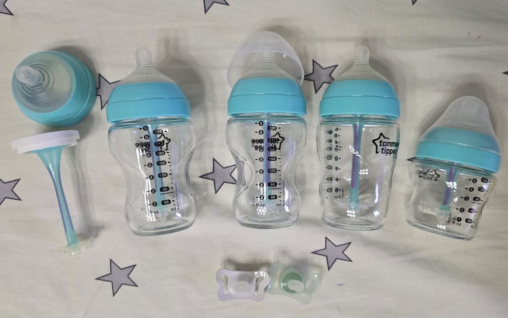 Бутылочки Tomee tippee