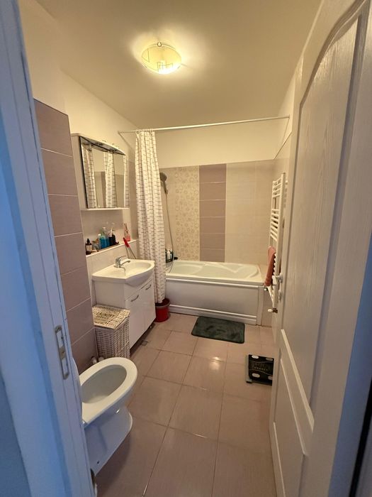 PF,  Inchiriez apartament 2 camere (500 EUR) -apropiere de Iulius Mall