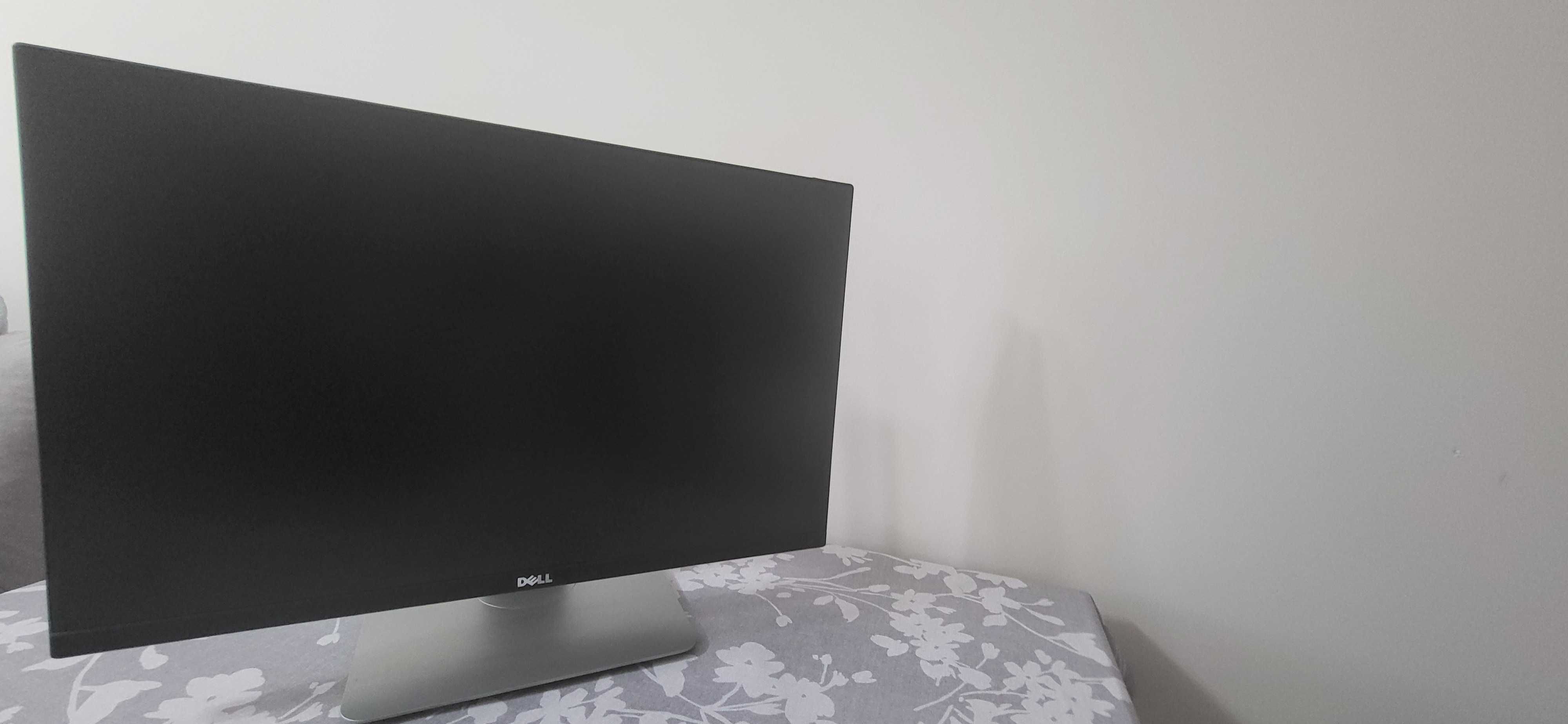 Монитор Dell U2415