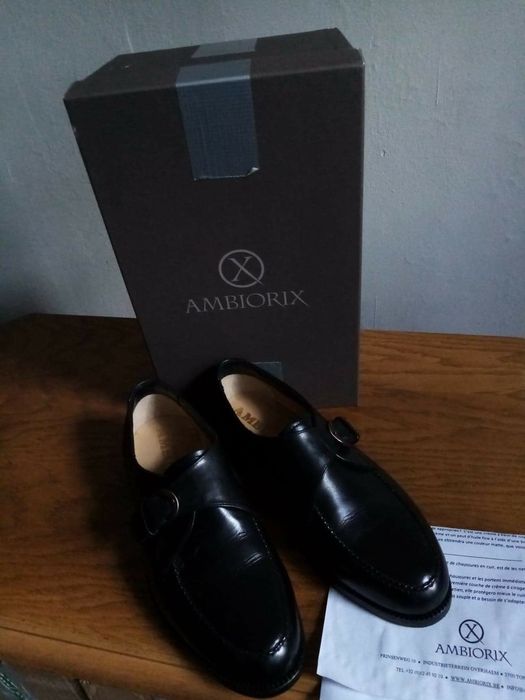Pantofi piele lux marcă AMBIORIX noi ,culoare negru 40, lucrati manual