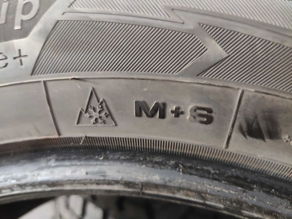 4бр Като нови зимни гуми 215 60 17 - Goodyear - DOT 2023