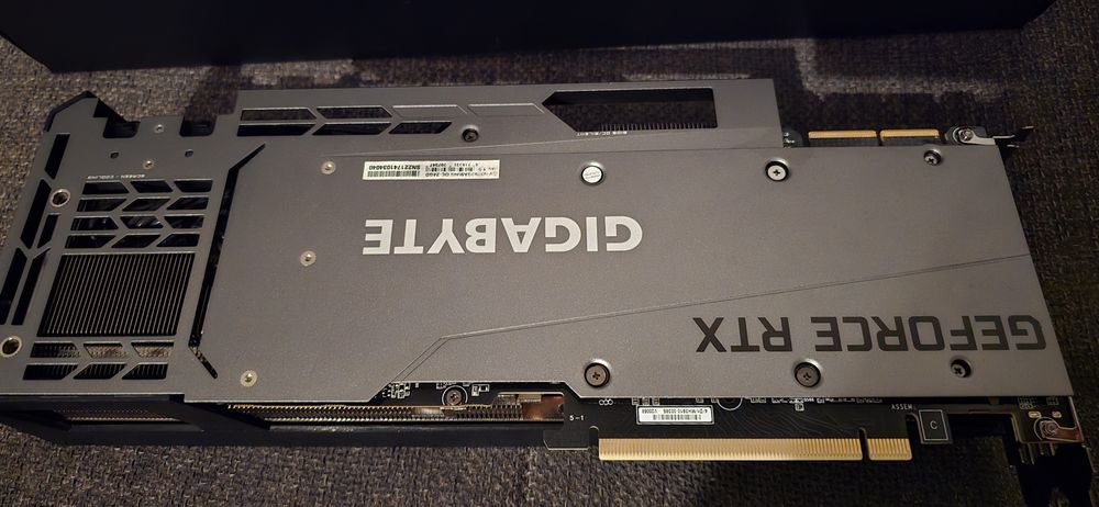 NVIDIA GeForce Gigabyte RTX 3090  24GB GDDR6