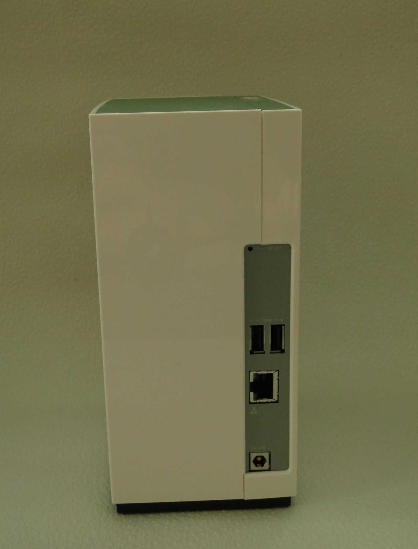 QNAP TS-228A NAS/ Мрежов сторидж