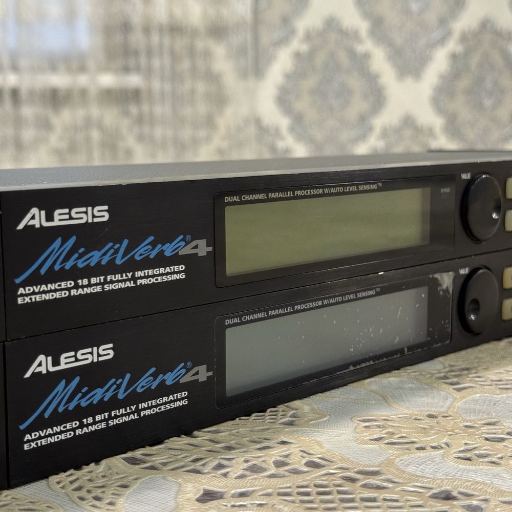 Alesis MidiVerb 4