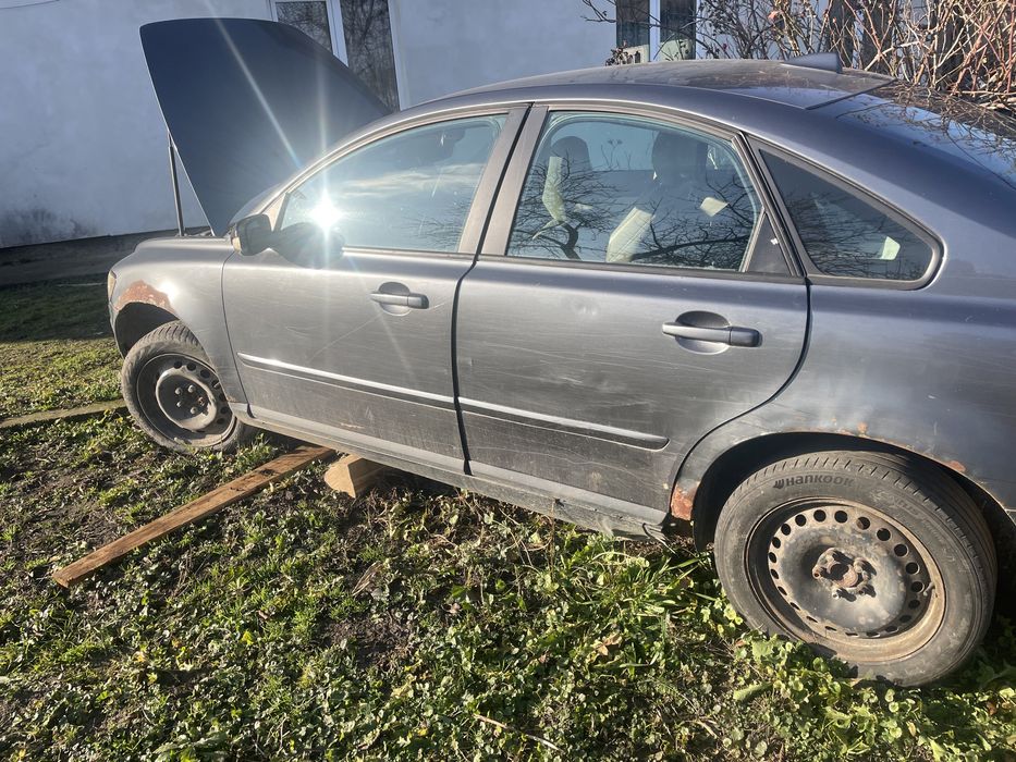 Volvo S40 se vinde doar cu fiscal