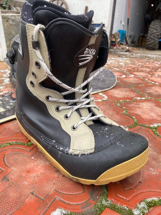 Set placa și boots 42