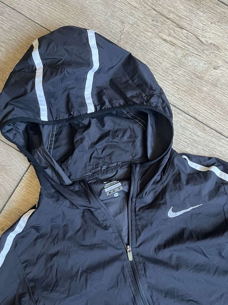 Дамско спортно яке/ Nike XS