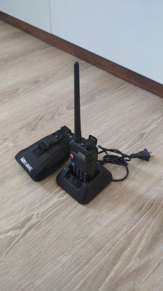 Рация Baofeng UV-5R