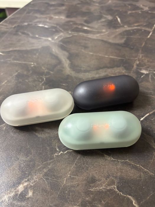 Set casti cu mici defecte!