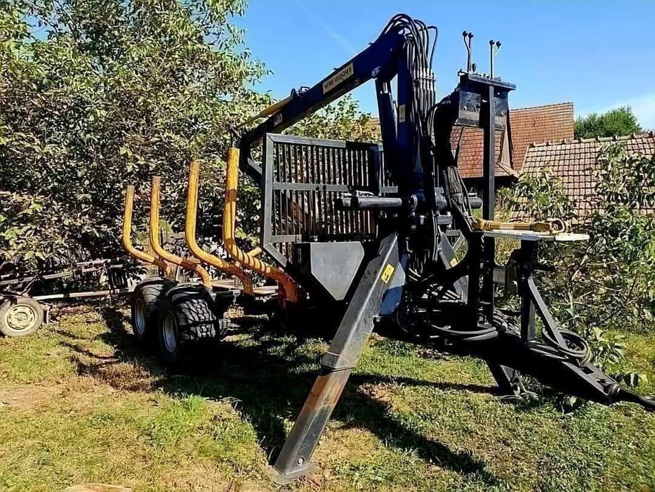 Vand remorca forestiera