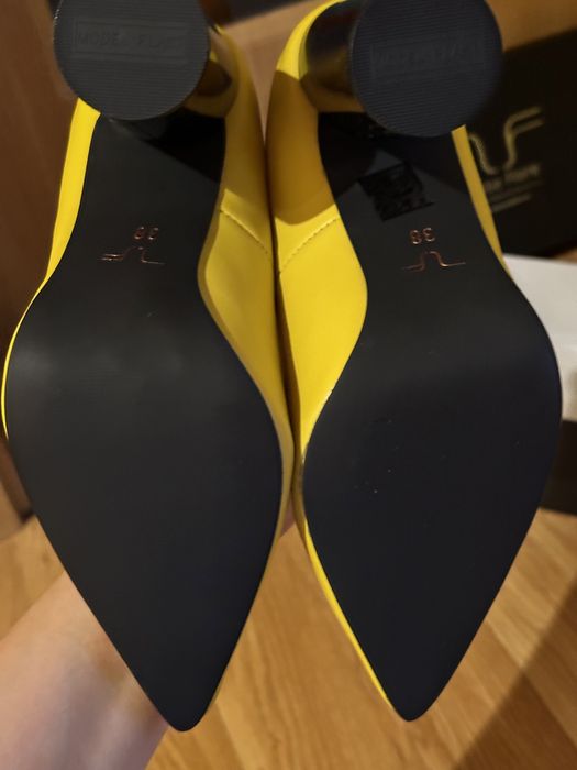 NOU- Pantofi eleganti, piele naturala, pret fix, marime 38