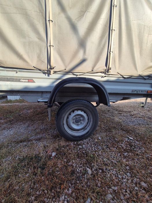 Продам прицеп новый