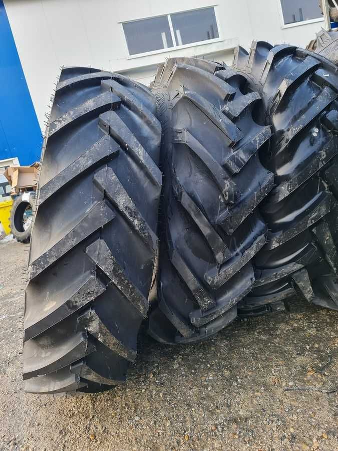 Cauciucuri noi TATKO 16.9-34 10 pliuri anvelope tractor FIAT spate