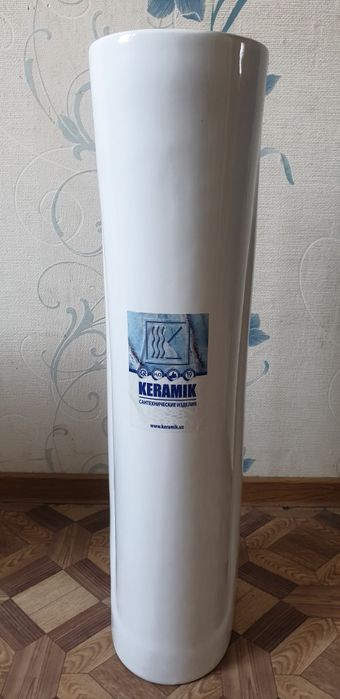 Пьедестал (стойка) под раковину.