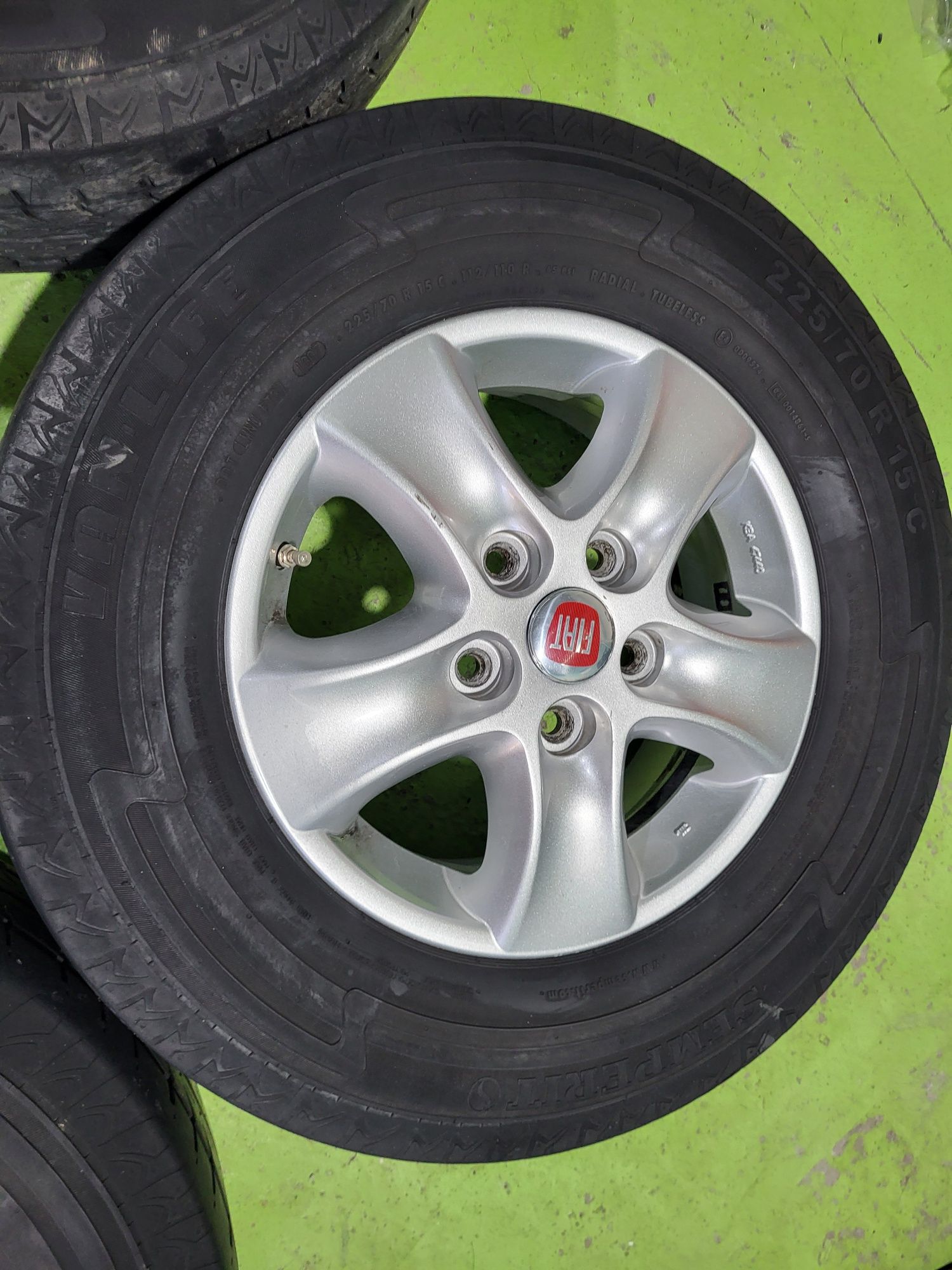 15 5x118 Fiat Peugeot Citroen лети джанти 5х118