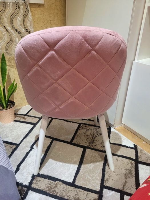 Комплект 2 бр. кадифени розови трапезни столове MIADOMODO