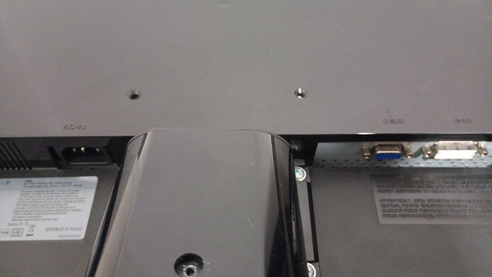 Monitor LG Flatron L225WT 22 Inch