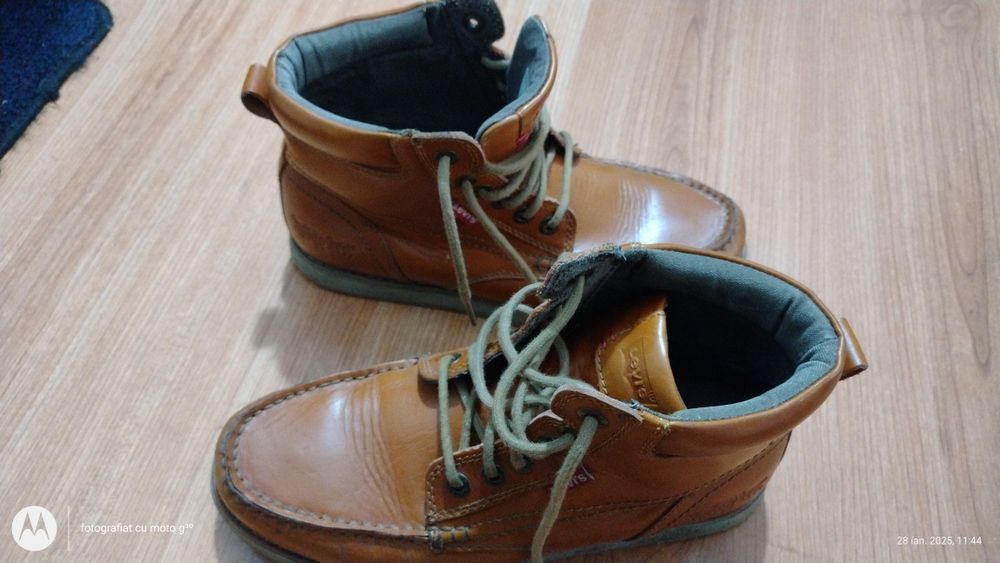 Ghete Casual Levi's