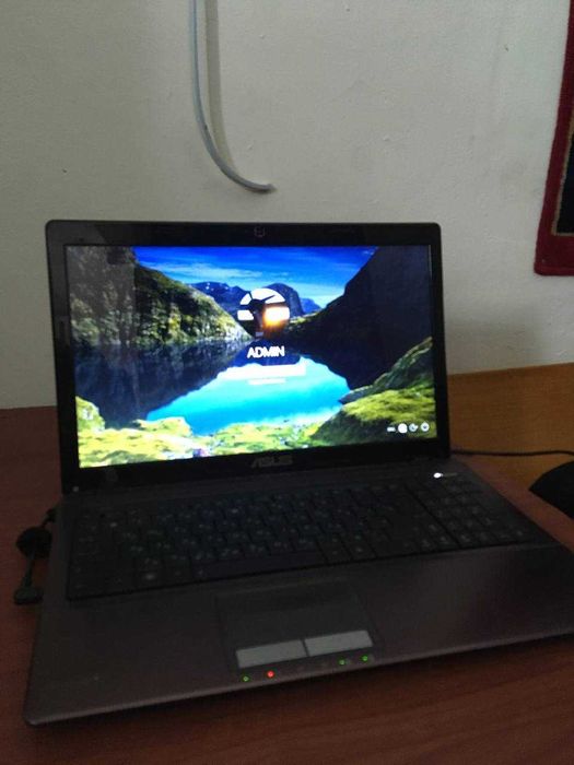 продам ноутбук ASUS